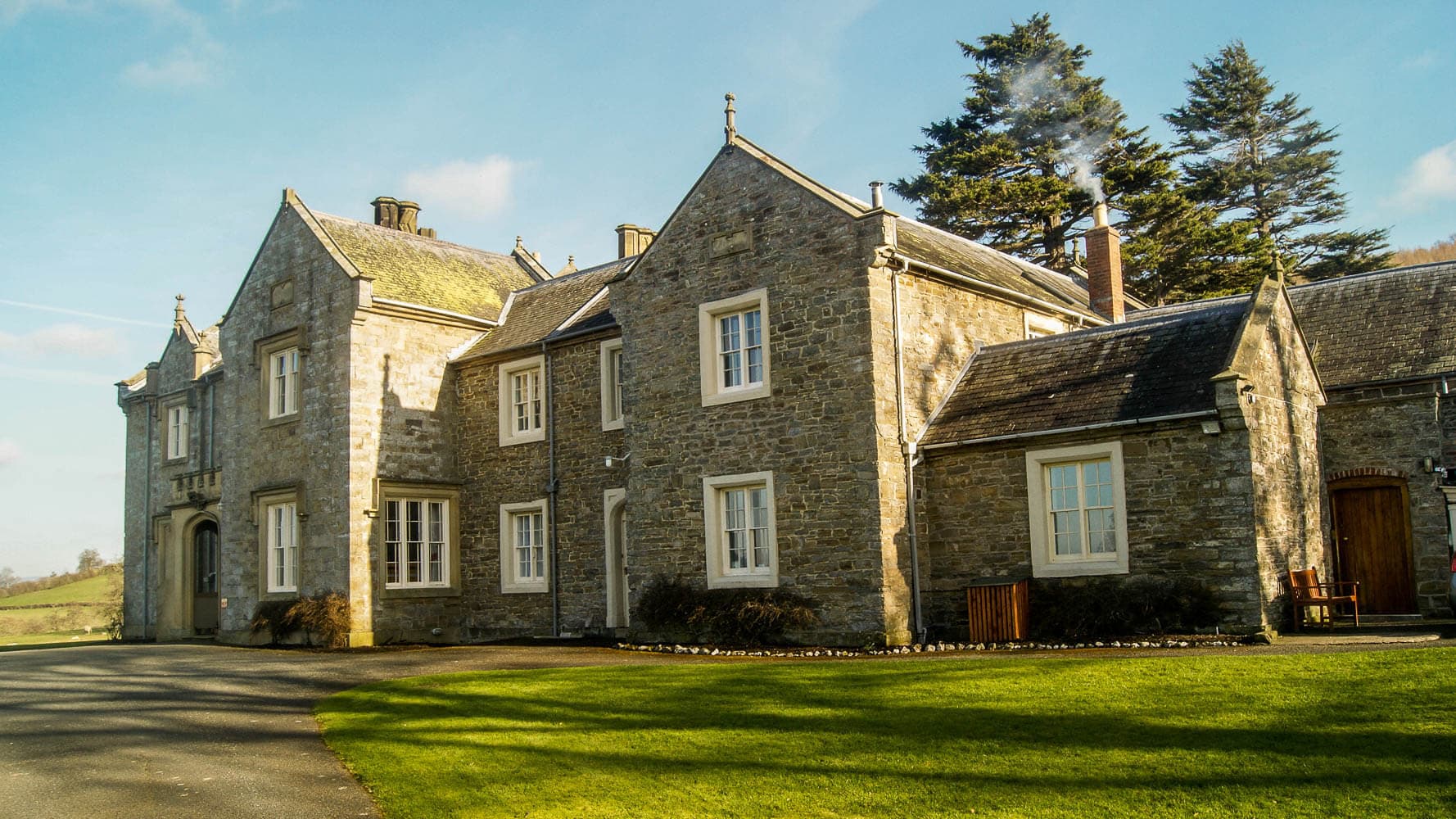 Drive way into Pentrenant Hall